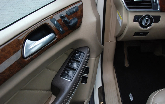 Mercedes-Benz GL cena 119900 przebieg: 179000, rok produkcji 2013 z Katowice małe 781
